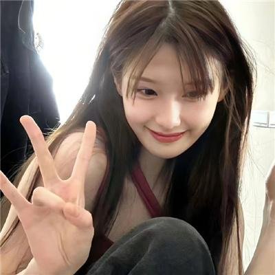 萝拉封面